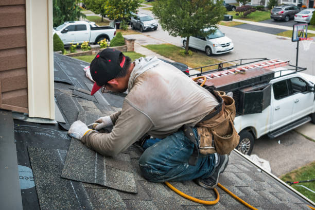 Professional Gutter Repair And Installation technician working in Hampstead, NC